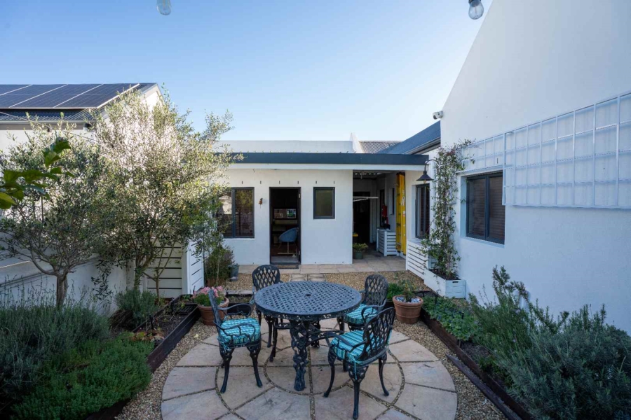 4 Bedroom Property for Sale in Croydon Western Cape